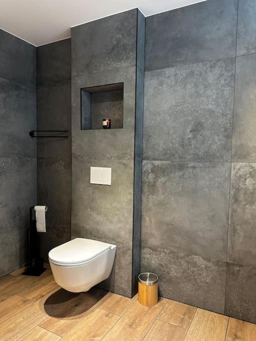 Familievennlig Apartment Tvedestrand Ngoại thất bức ảnh